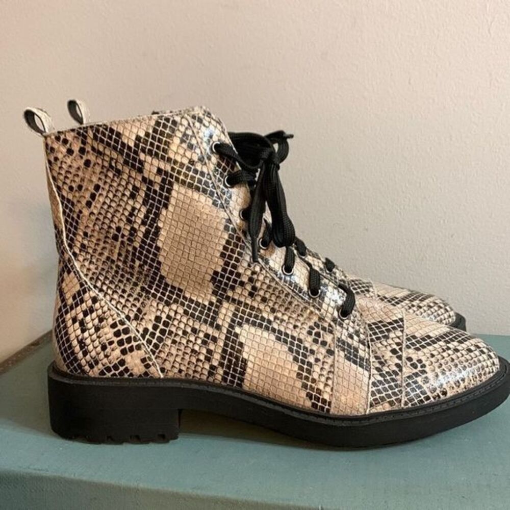LINEA PAOLO Lace Up‎ Combat Moto BOOTS Snake Print Leather Lug Sole